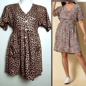 Wish Cheetahs Animal Print Loose Fit Dress Size S Casual